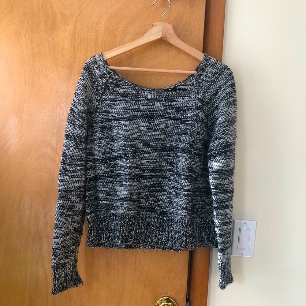White/black/grey American eagle sweater